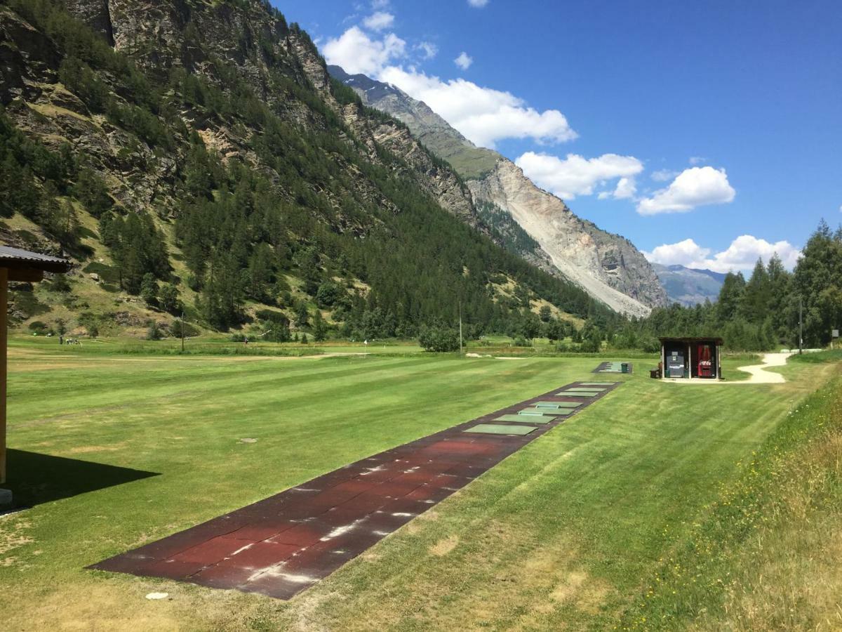 Monte Rosa D 412 Aparthotel Tasch Luaran gambar