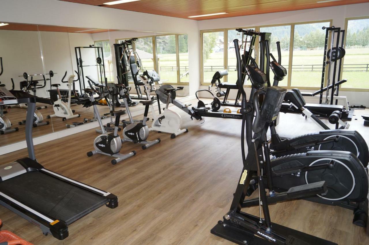 Monte Rosa D 412 Aparthotel Tasch Luaran gambar